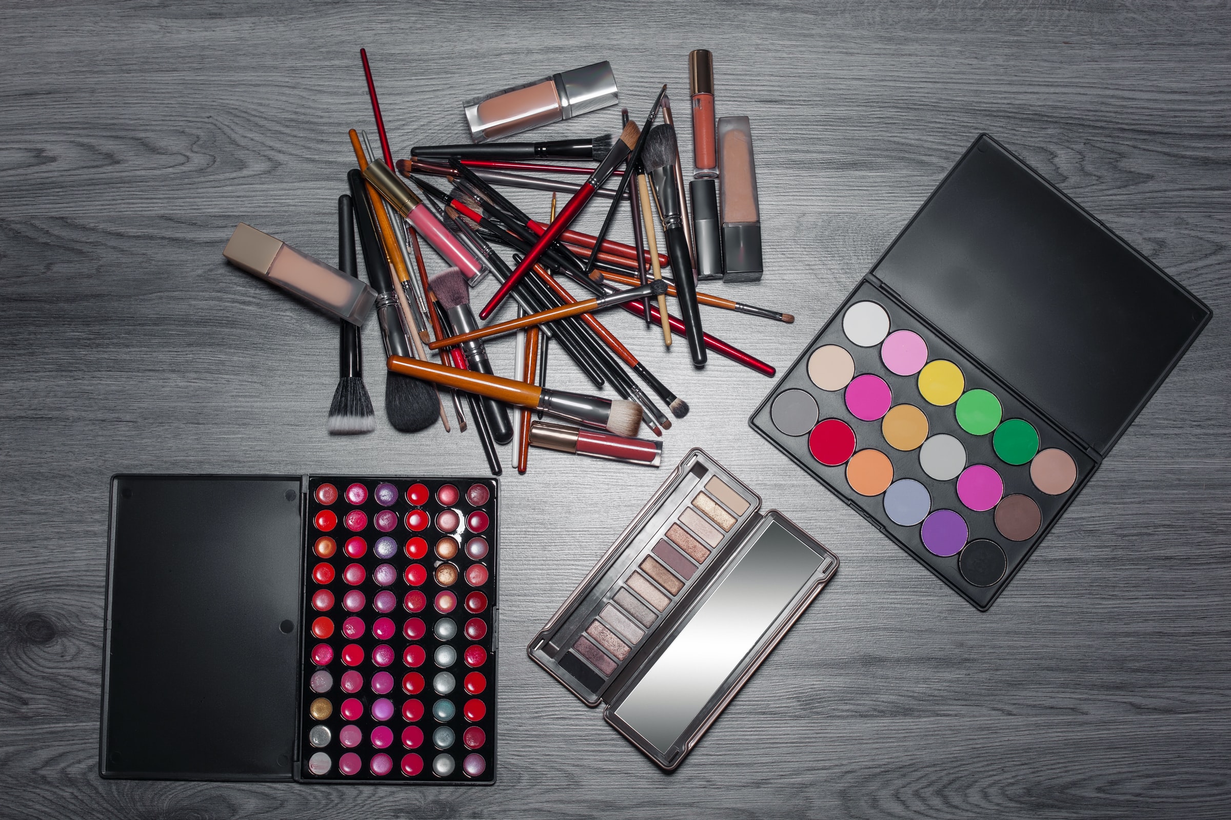 The Best Makeup Kits of 2021 - Top Makeup Gift Sets